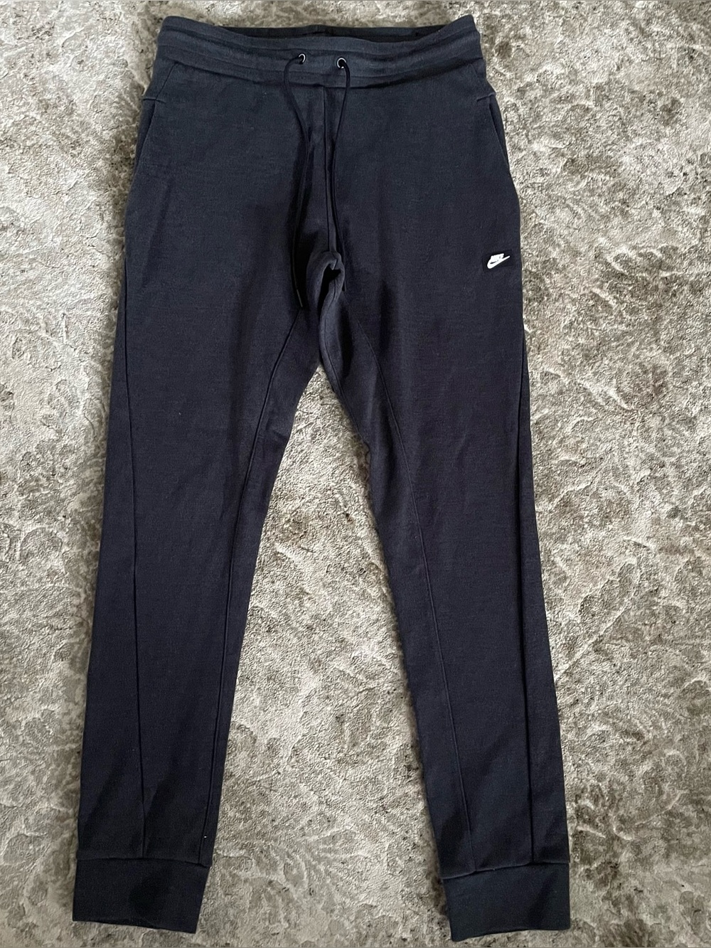 Nike Men’s sweatpants dark gray 3 pocket size Small. Joggers.